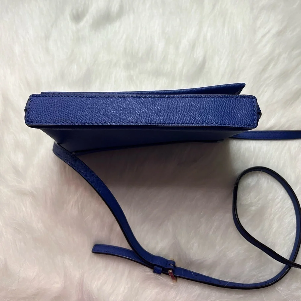 Kate spade blue crossbody purse